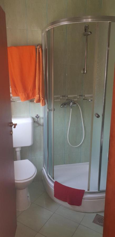 Klet Jana Bed & Breakfast Jastrebarsko Exterior foto
